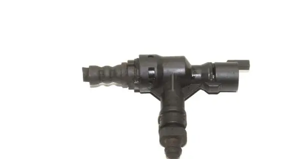 Volkswagen Tiguan Clutch pipe/line 