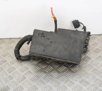 Ford Focus Fuse box set AV6T14A142AB