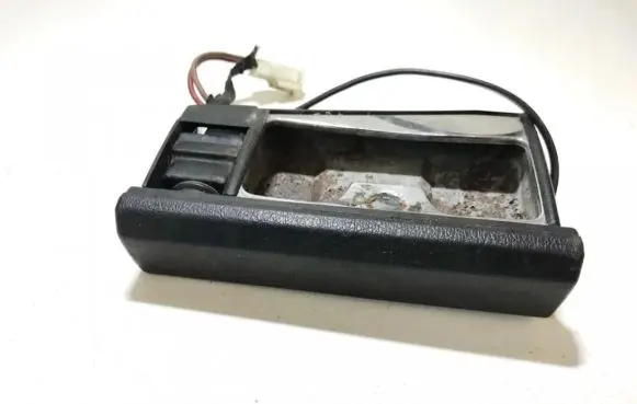 Car ashtray