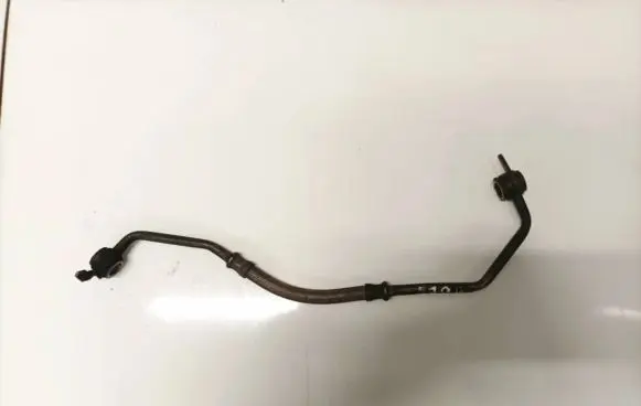 Opel Crossland X Turbo turbocharger oiling pipe/hose
