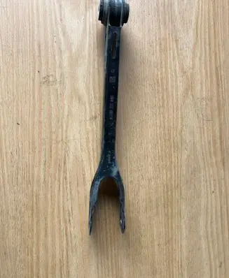 BMW 5 G30 G31 G38 Rear control arm 6861114