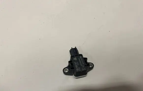 Volkswagen Polo V 6R Airbag deployment crash/impact sensor 1Q0955557