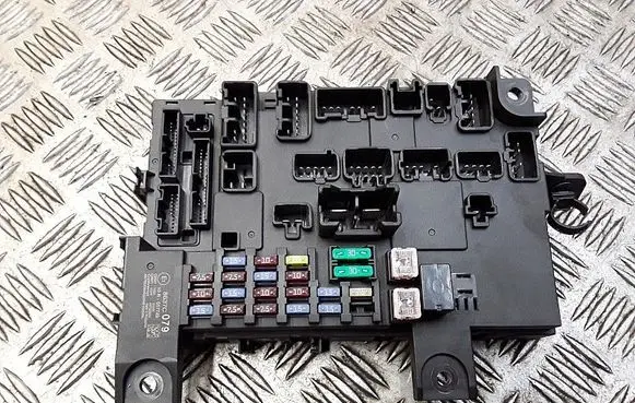 Mitsubishi Eclipse Cross Fuse module 8637c079
