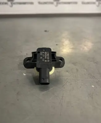 Mercedes-Benz B W246 W242 Airbag deployment crash/impact sensor A1668210351 56054084AA