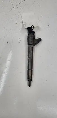 Nissan Qashqai Fuel injector 0445110414