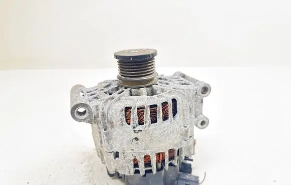 Peugeot 308 Generator/alternator 7576513 2605106A TG12C059