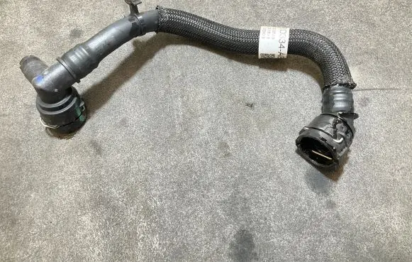Land Rover Evoque II Engine coolant pipe/hose L8D28D334AB