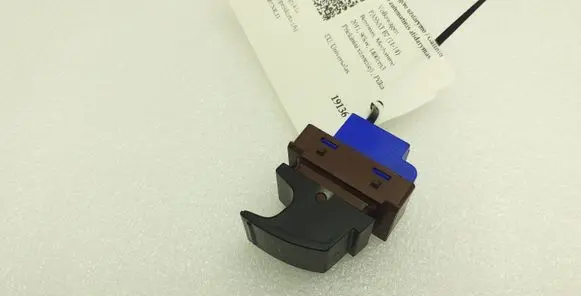 Volkswagen PASSAT B7 Tailgate/trunk/boot open switch 3AA959831