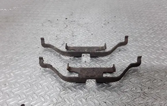 BMW X5 E53 Rear brake pad spring 