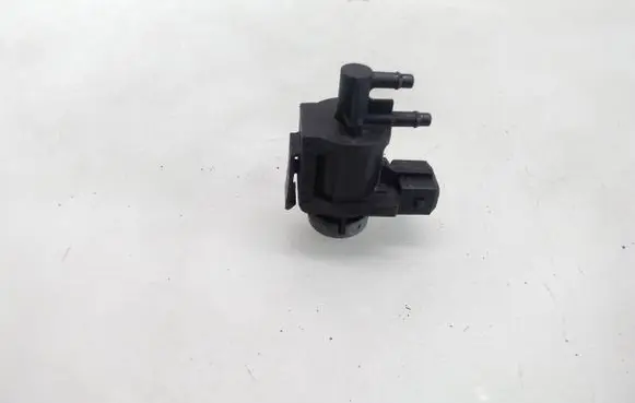 Skoda Superb B5 (3U) Turbo solenoid valve 1J0906283A