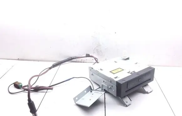 Subaru Legacy Navigation unit CD/DVD player 86271AG010 R7600209 86277AG020