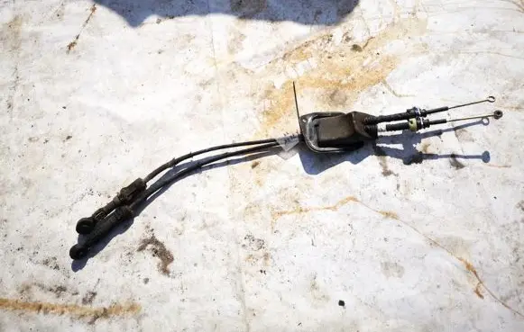 Citroen Xsara Picasso Gear shift cable linkage