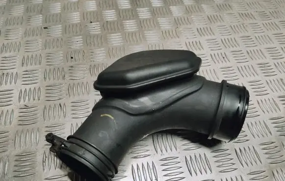 Hyundai ix35 Turbo air intake inlet pipe/hose 28182Y310