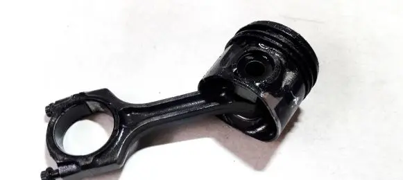 Honda CR-V Piston with connecting rod rbd