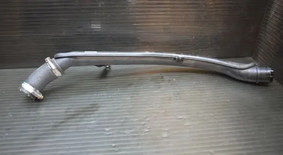 Citroen C5 Intercooler hose/pipe 9683957080