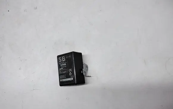 Toyota Hilux (AN120, AN130) Keyless (KESSY) go control unit/module 897400K171 ER3458114 61G092000