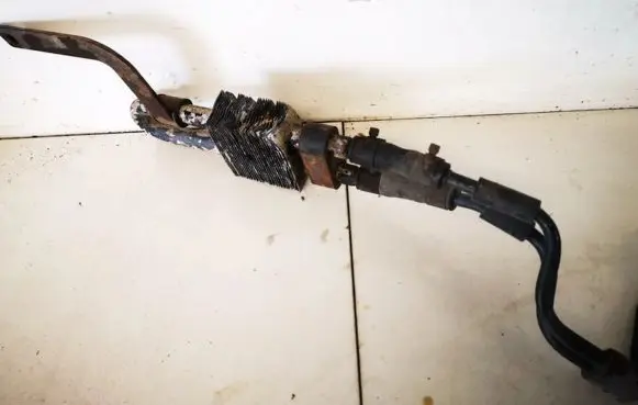 KIA Carens I Power steering radiator 