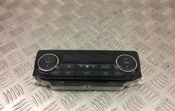 Mitsubishi Outlander Climate control unit 7820b100xa
