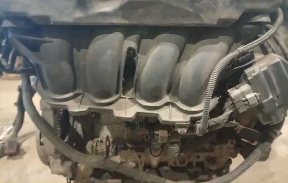 Peugeot 207 Intake manifold
