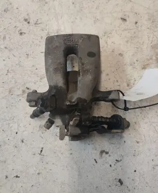 Opel Zafira B Rear brake caliper 