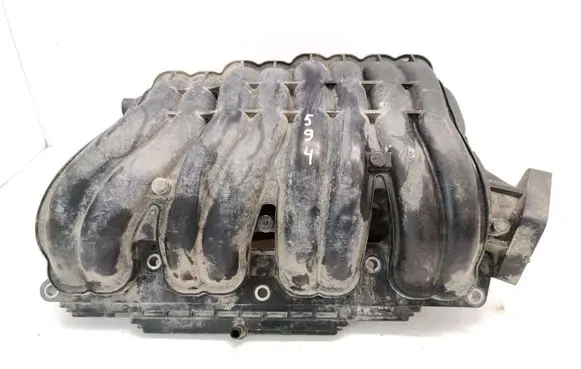 Toyota Avensis T250 Intake manifold