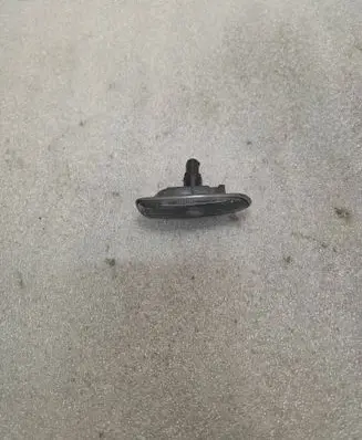 BMW 3 E46 Front fender indicator light 