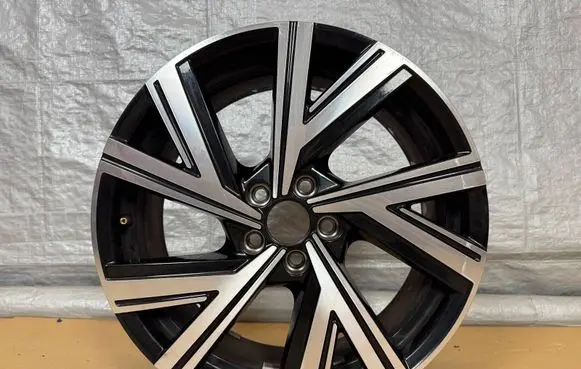 Volkswagen Polo VI R17 alloy rim 2G0601025AP