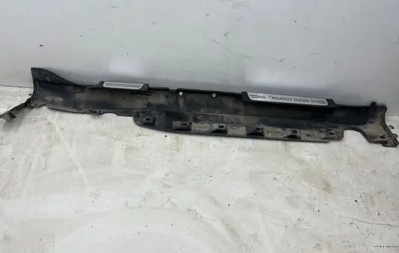 Mini Cooper Countryman R60 Sill 9801887