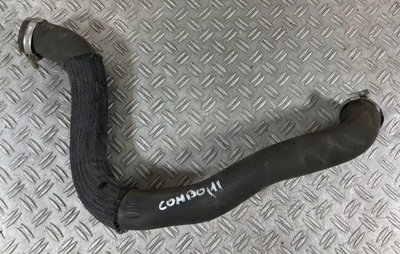 Opel Combo E Intercooler hose/pipe 9820100780