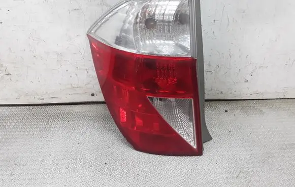 Honda FR-V Rear/tail lights