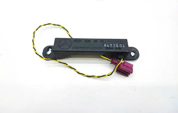Mercedes-Benz S W221 Keyless system antenna A2218201875