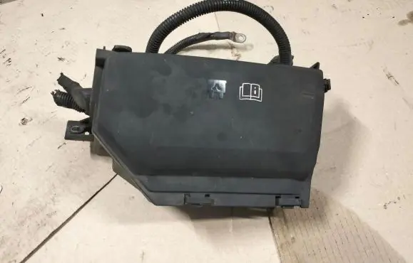 Ford S-MAX Fuse box set