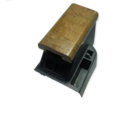 Mitsubishi Pajero Other interior part MB680306