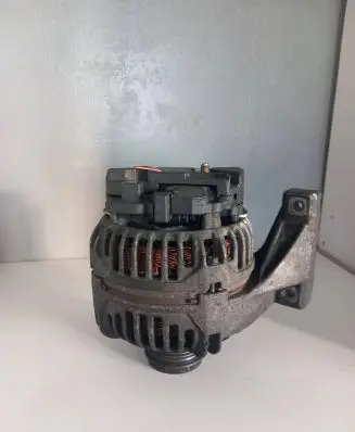 Volvo V70 Generator/alternator 8676498 0124525029