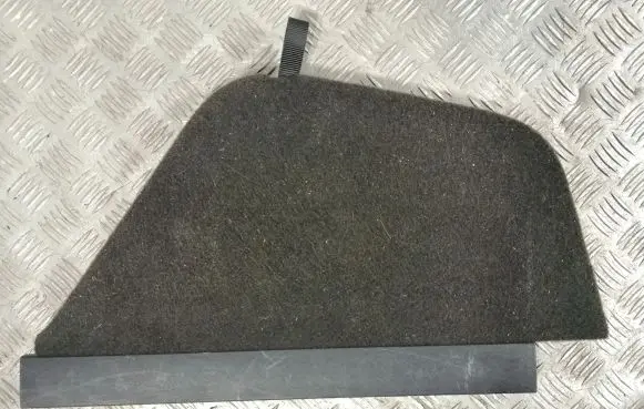 Toyota Avensis T270 Other trunk/boot trim element 5840905021C1 5840905020C1
