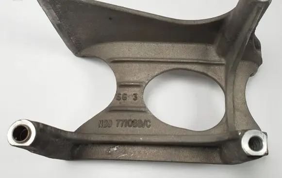 Jaguar XJ X300 Engine mounting bracket NBD7710BB
