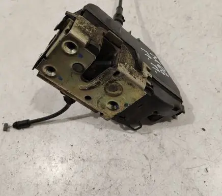 Renault Megane II Front door lock