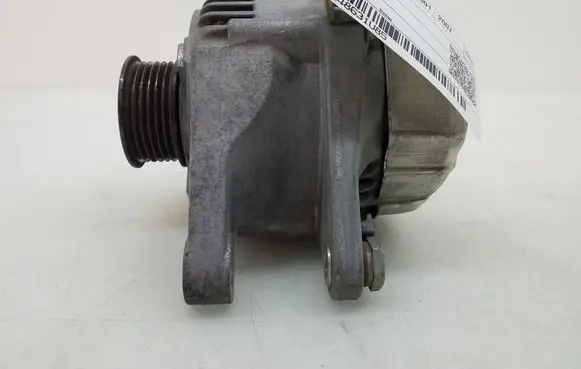 Toyota Corolla E120 E130 Generator/alternator 2706022030