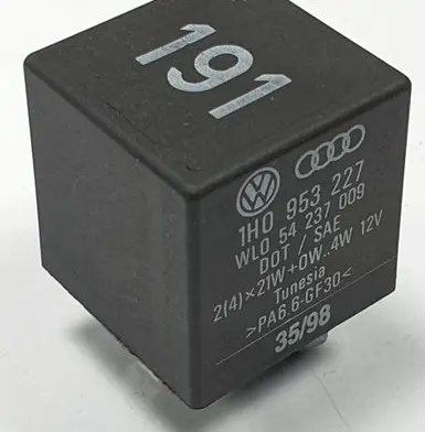 Porsche Boxster 986 Light relay 1H0953227
