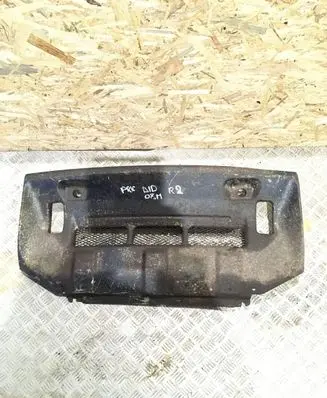Mitsubishi Pajero Engine splash shield/under tray