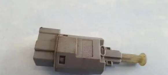 Mazda 626 Brake pedal sensor switch ga2c6649y