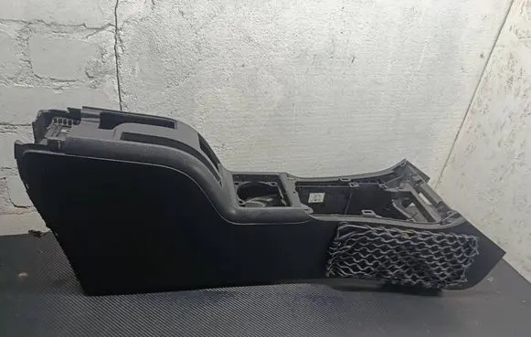 Mercedes-Benz A W169 Center console A1696800050 106705