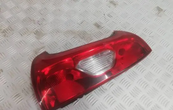 Fiat Panda II Rear/tail lights 51843643