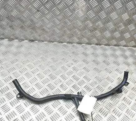 Volkswagen PASSAT B8 Engine coolant pipe/hose 04E121070AC