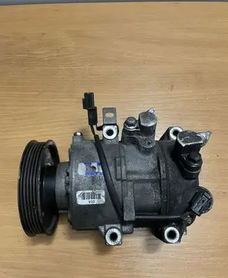 KIA Sportage Air conditioning (A/C) compressor (pump) 1037E05400