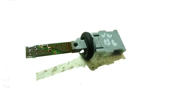 Volkswagen PASSAT B6 Interior temperature sensor 1K0907543E