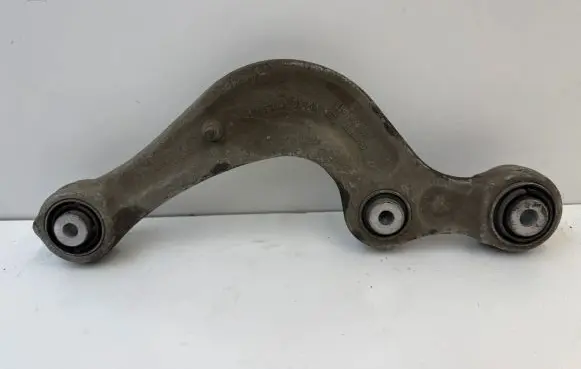 Audi Q7 4M Rear upper control arm/wishbone 4M0505361G