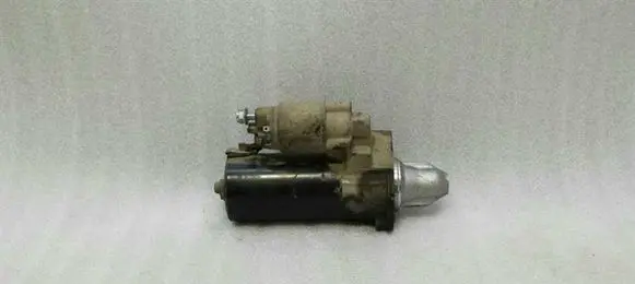 Mercedes-Benz E W211 Starter motor A0061516201