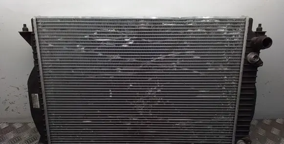 Coolant radiator