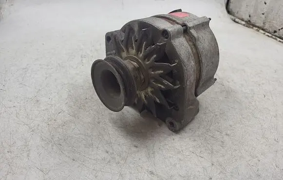 Audi 80 90 B3 Generator/alternator 0120469727